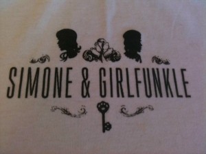 Simone & Girlfunkle